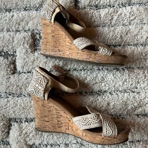 TOMS Wedges